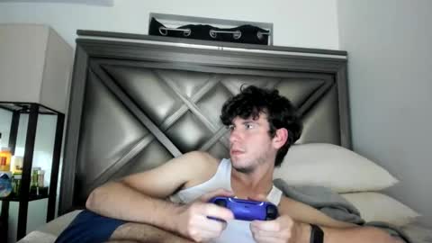 Snapshot of gayndepressed chatting on 06-10-26, 02:23 Trace online show from 06-10-26, 02:23