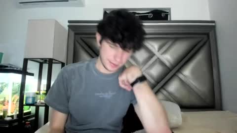Snapshot of gayndepressed chatting on 06-26-26, 03:11 Trace online show from 06-26-26, 03:11