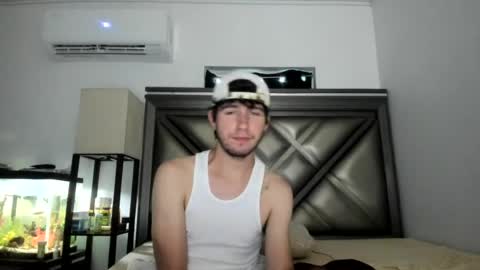 Snapshot of gayndepressed chatting on 07-01-26, 01:07 Trace online show from 07-01-26, 01:07