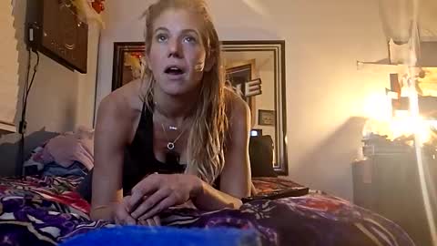 gbaby91331 online show from 11-29-25, 02:58