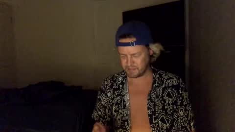 gcsurfer81 online show from 02-06-25, 09:11