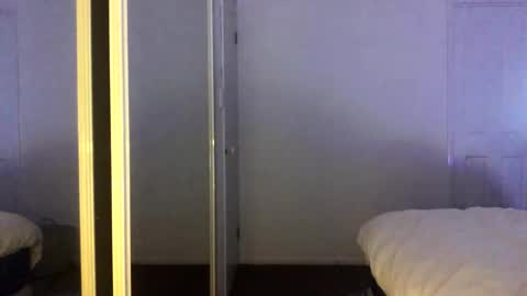 gcsurfer81 online show from 10-12-25, 09:19