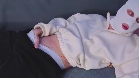 Tom online show from 02-10-26, 03:27