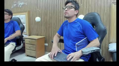 Snapshot of gean_mclovin chatting on 04-26-26, 06:49 Gean Mclovin online show from 04-26-26, 06:49