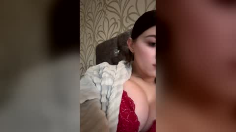 Snapshot of geegxxx chatting on 02-05-26, 10:31 geegxxx online show from 02-05-26, 10:31