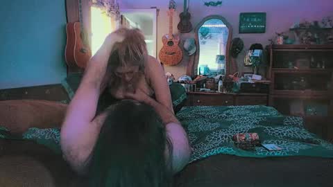 Geeznutsizonyrchyn online show from 03-08-25, 01:36