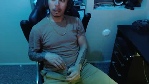 gefeeer online show from 10-05-25, 02:21