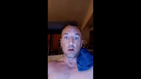 Snapshot of geilefox19 chatting on 06-06-26, 02:38 geilefox19 online show from 06-06-26, 02:38