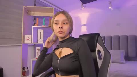 Gemma online show from 12-15-25, 05:01