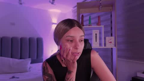 Gemma online show from 12-21-25, 04:19