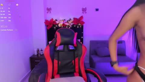 Snapshot of gemma_rose_ chatting on 11-14-25, 08:51 online show from 11-14-25, 08:51