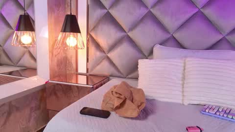 Maria  online show from 11-16-25, 03:12