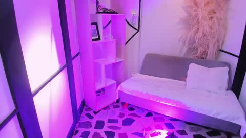 Snapshot of gemmabrown_ chatting on 03-23-26, 12:09 gemmabrown_ online show from 03-23-26, 12:09