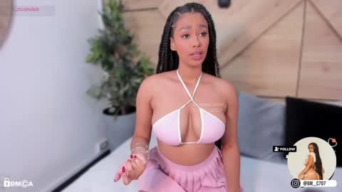 Snapshot of gemmacarter_ chatting on 01-23-25, 07:51 online show from 01-23-25, 07:51