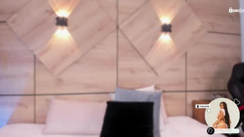 Snapshot of gemmacarter_ chatting on 02-12-25, 10:48 online show from 02-12-25, 10:48