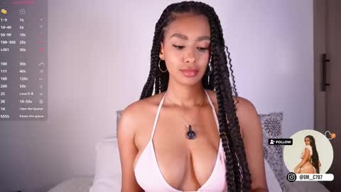 Snapshot of gemmacarter_ chatting on 09-21-25, 12:01 online show from 09-21-25, 12:01