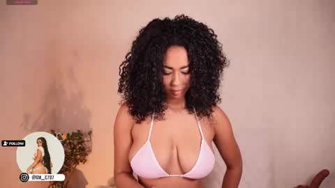 Snapshot of gemmacarter_ chatting on 06-10-26, 12:00 online show from 06-10-26, 12:00