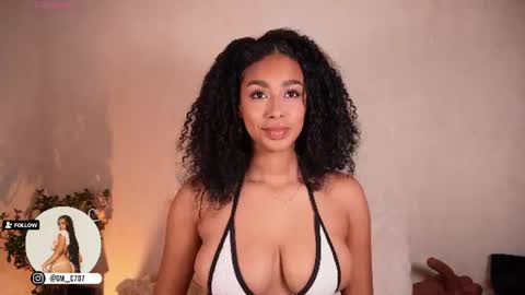 Snapshot of gemmacarter_ chatting on 06-12-26, 01:04 online show from 06-12-26, 01:04