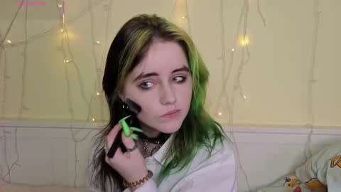 Ilona online show from 10-08-25, 07:11