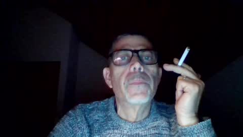 Snapshot of gen3841 chatting on 04-21-26, 01:42 Gen online show from 04-21-26, 01:42