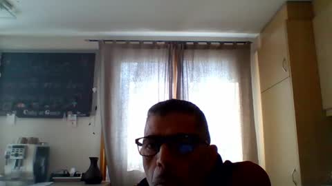 Snapshot of gen3841 chatting on 05-08-26, 08:08 Gen online show from 05-08-26, 08:08