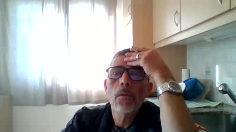 Snapshot of gen3841 chatting on 05-25-26, 06:08 Gen online show from 05-25-26, 06:08