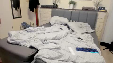 ALEX  online show from 09-12-25, 06:41