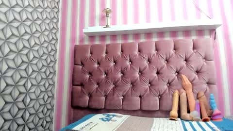 Snapshot of genesis_03_ chatting on 10-05-25, 01:31 genesis_03_ online show from 10-05-25, 01:31