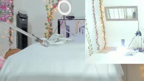 Snapshot of genesis__love_ chatting on 10-02-25, 09:27 Genesis online show from 10-02-25, 09:27