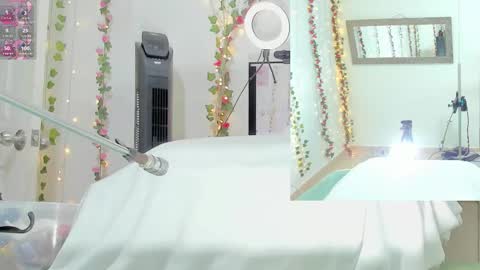 Snapshot of genesis__love_ chatting on 10-07-25, 09:28 Genesis online show from 10-07-25, 09:28