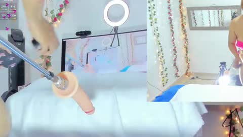 Snapshot of genesis__love_ chatting on 11-04-25, 09:30 Genesis online show from 11-04-25, 09:30