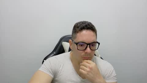 Snapshot of genesis_wb chatting on 04-07-26, 01:50 genesis_wb online show from 04-07-26, 01:50