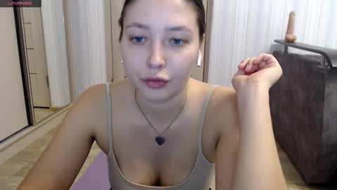 genev__ievee online show from 03-09-26, 04:22