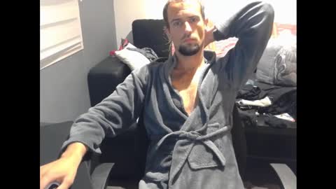 Snapshot of genie_lamps chatting on 12-01-24, 10:32 Edouard online show from 12-01-24, 10:32