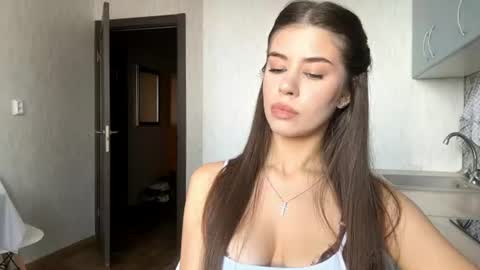 Snapshot of geniegrimmett chatting on 07-14-26, 10:21 Megan online show from 07-14-26, 10:21