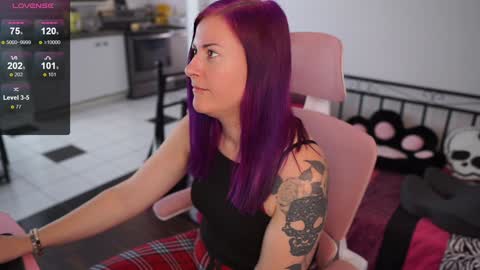 Genny Rock   and  online show from 12-22-24, 05:53