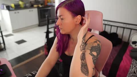 Genny Rock   and  online show from 02-17-25, 03:20