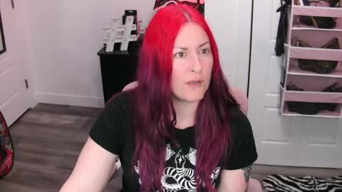 Genny Rock   and  online show from 05-03-26, 02:06