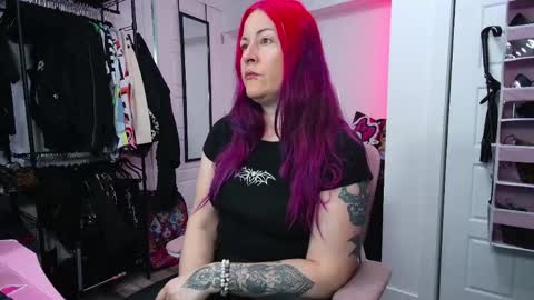 Genny Rock   and  online show from 05-03-26, 05:08