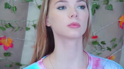 Snapshot of gentlerossi chatting on 10-04-25, 06:06 GentleRossi online show from 10-04-25, 06:06