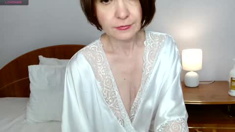 Snapshot of gentlywomen chatting on 03-14-26, 10:53 Elena online show from 03-14-26, 10:53