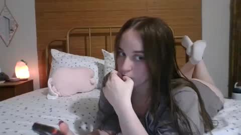 Snapshot of genzfucktoy chatting on 10-09-25, 05:16 genzfucktoy online show from 10-09-25, 05:16