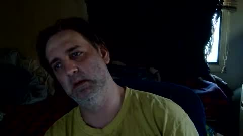 Snapshot of geoffbmn chatting on 04-19-26, 12:22 geoffbmn online show from 04-19-26, 12:22
