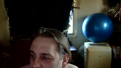 Snapshot of geoffbmn chatting on 05-01-26, 11:09 geoffbmn online show from 05-01-26, 11:09