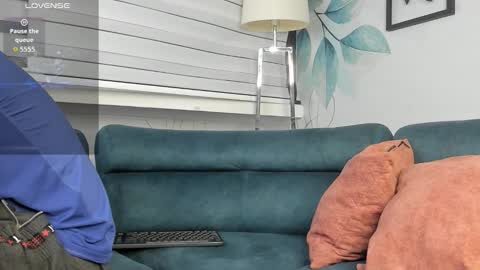 Snapshot of george_diesell_ chatting on 03-10-26, 01:10 George online show from 03-10-26, 01:10