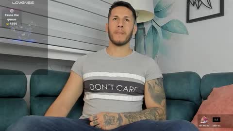 Snapshot of george_diesell_ chatting on 03-16-26, 11:42 George online show from 03-16-26, 11:42