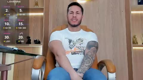 Snapshot of george_diesell_ chatting on 04-14-26, 04:18 George online show from 04-14-26, 04:18