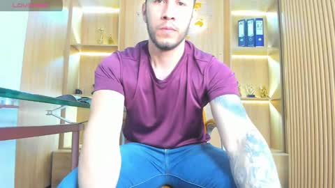 Snapshot of george_diesell_ chatting on 04-19-26, 04:12 George online show from 04-19-26, 04:12