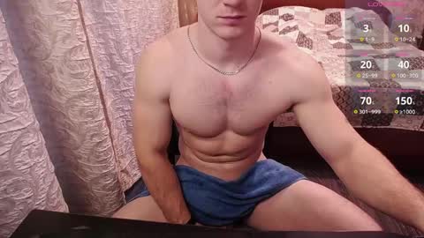 Snapshot of george_fflo chatting on 12-08-24, 03:32 George lush is active online show from 12-08-24, 03:32