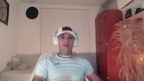 Snapshot of george_prince2 chatting on 12-07-24, 05:26 independent model online show from 12-07-24, 05:26